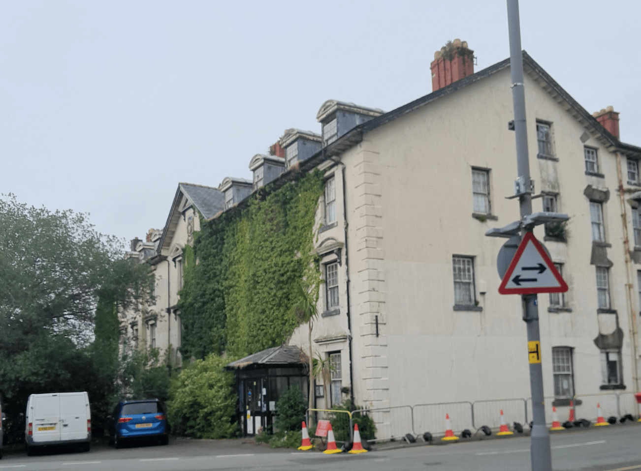 Former Gwynedd hotel once visited by John and Yoko still a concern for residents