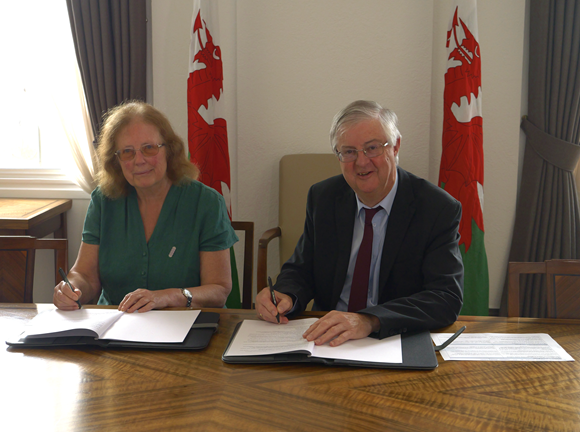 Welsh Government commits to promises to looked-after children