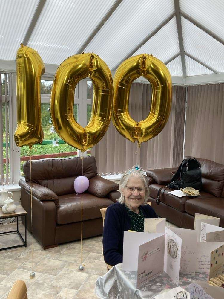Dorothy’s Still boogying at 100
