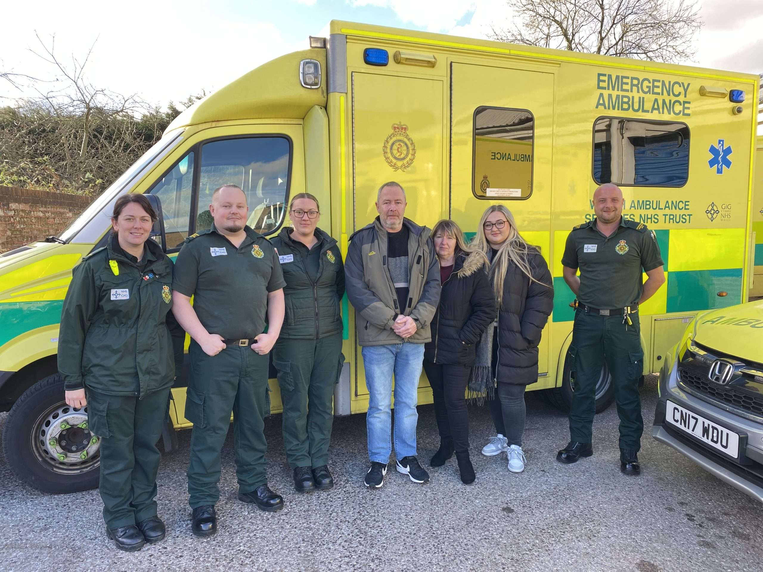 Pontypridd man gives thanks to Welsh Ambulance Service for life saving response