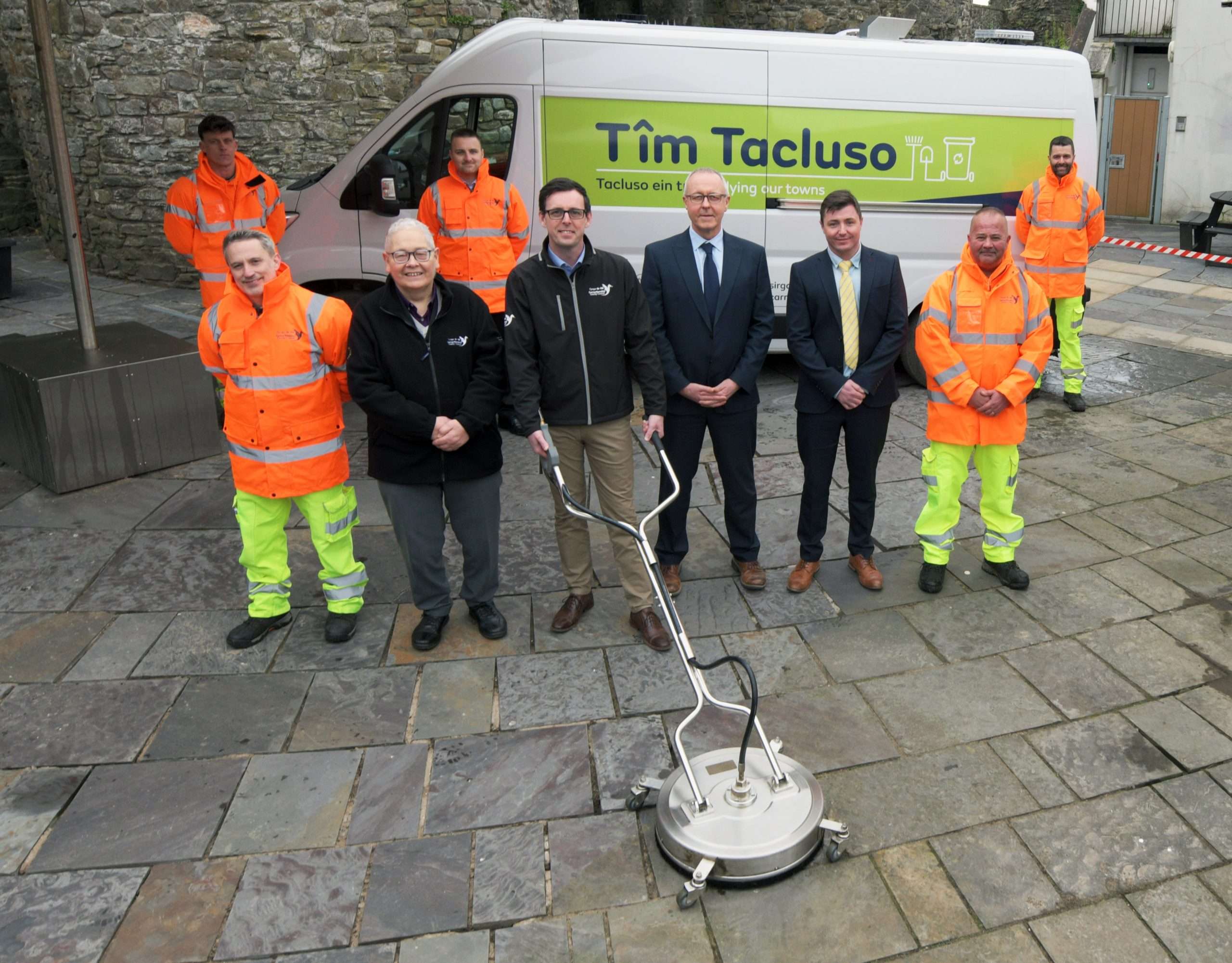 Carmarthenshire Council proudly announce ‘Tim Tacluso’ initiative aimed at enhancing town centres in the county