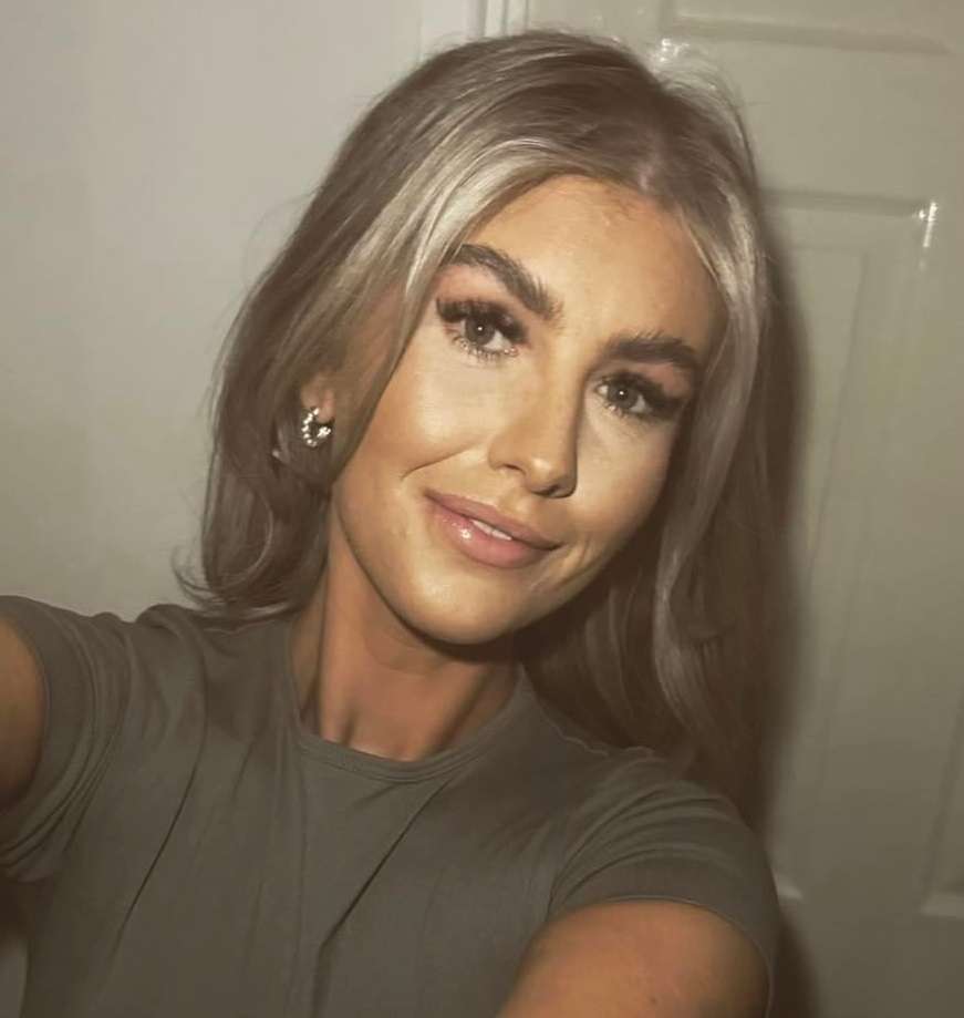 Family pay tribute to 25-year-old woman who died following collision on Swansea Road