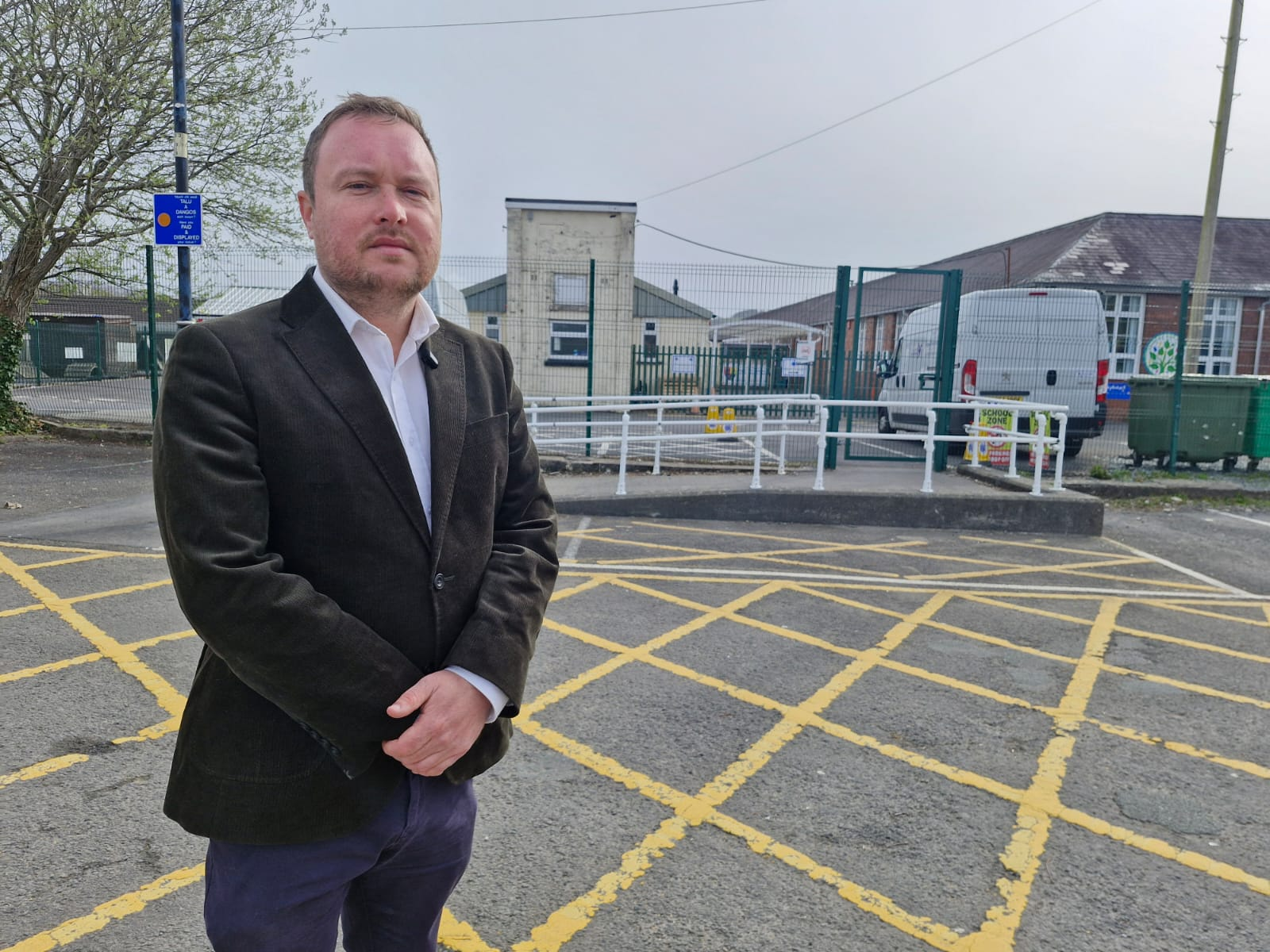 Labour Candidate for Carmarthenshire calls for ‘Fair deal’ for school children